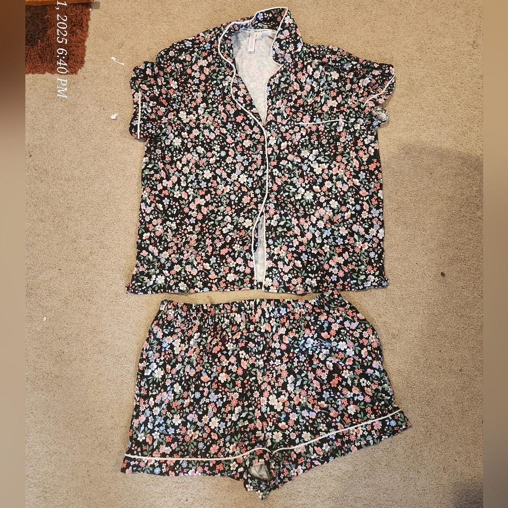 Floral Women's Pajama Set